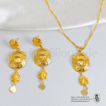 Ensemble Collier et Boucles d'oreilles en Or