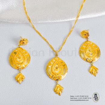 Ensemble Collier et Boucles d'oreilles en Or