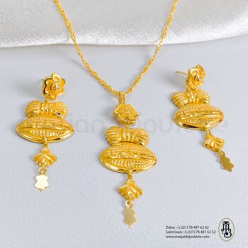 Ensemble Collier et Boucles d'oreilles en Or