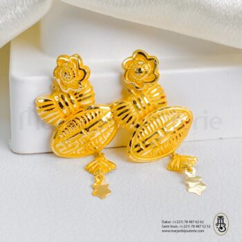 Boucle d'oreille langal  en Or 18k