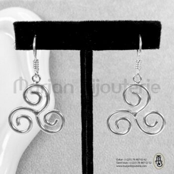 Boucle d'oreille en argent