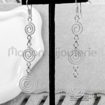 Boucle d'oreille en argent