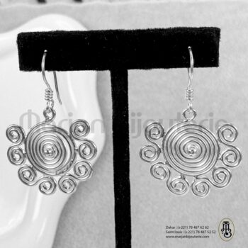 Boucle d'oreille en argent