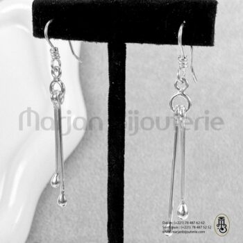 Boucle d'oreille en argent