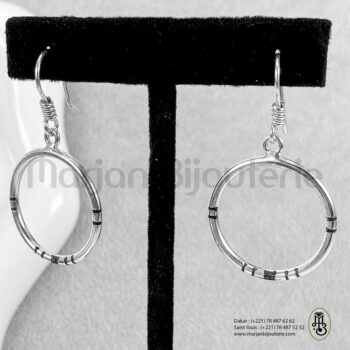 Boucle d'oreille en argent