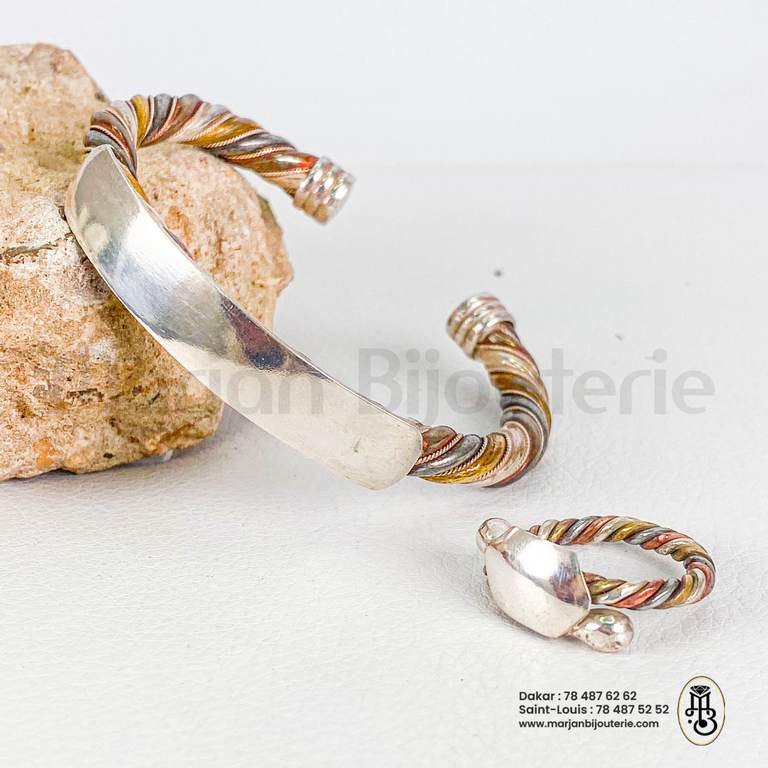 Bracelet  / bague Ndiakhass  Pour enfant