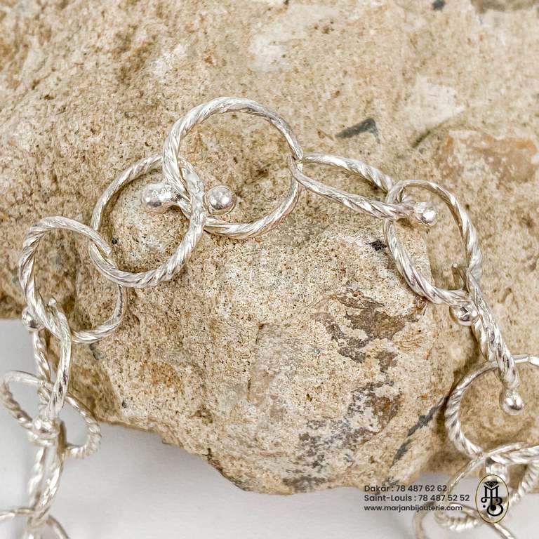 Boucle d'oreille en argent pour enfant