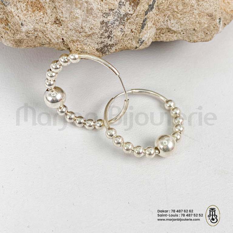 Boucle d'oreille en argent pour enfant