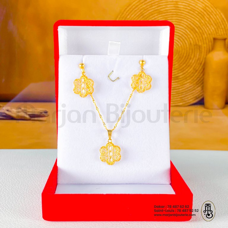 Ensemble en or 18k