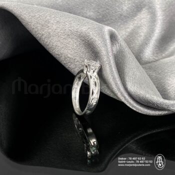 Bague de Fiançailles Argent aux Courbes Sublimées