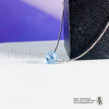 Collier Solitaire en Argent et Cristal Bleu Azur Facetté