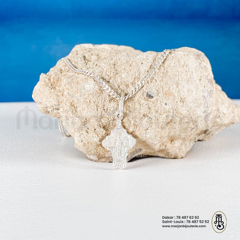 chaine croix argentIMG_7570