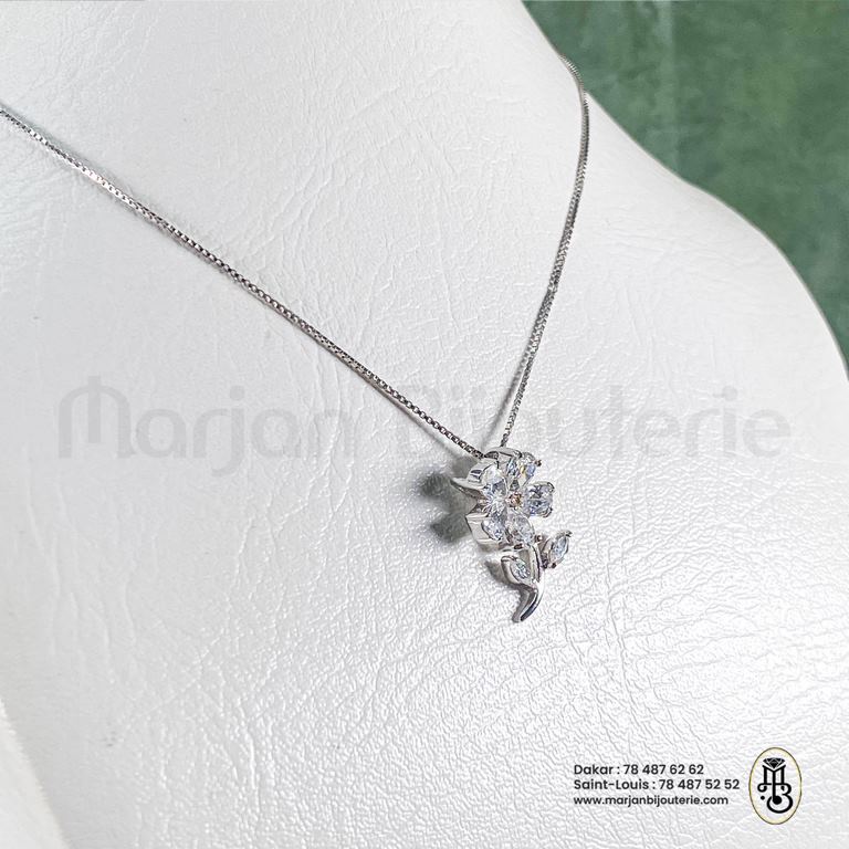 chaine femme artIMG_8136