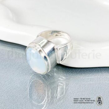 Bague en Argent Massif sertie d'une Pierre d'Opalite Ovale