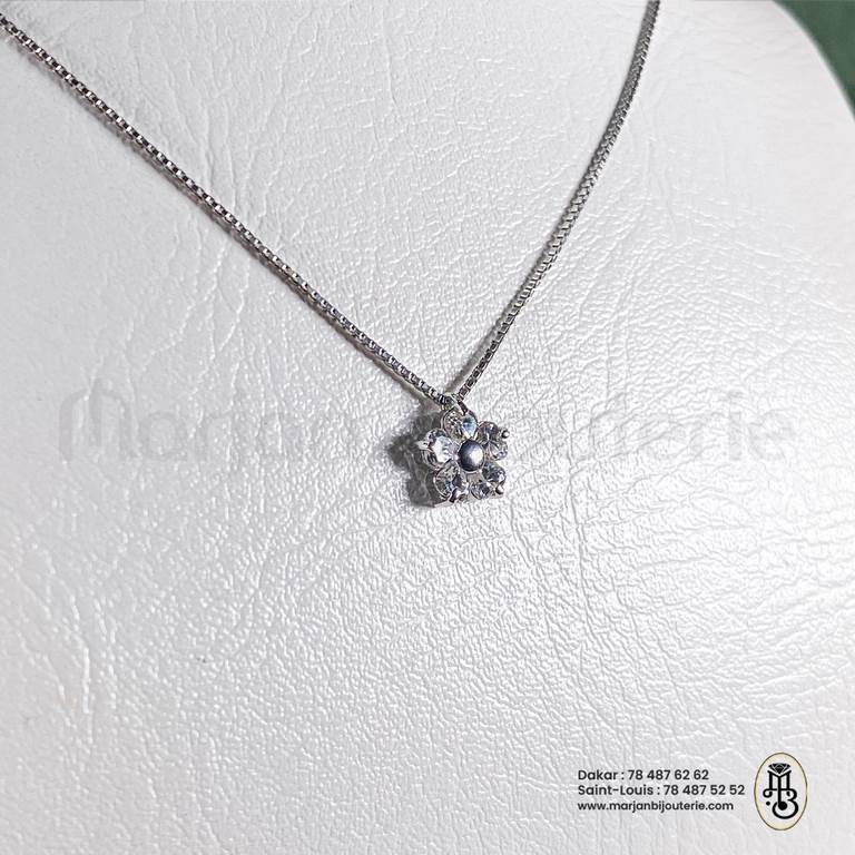 chaine femme artIMG_8130